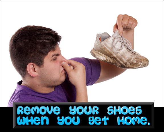 RemoveYourShoesWhenYouGetHomesStinkyShoesOffClearnerHealthierHome-MHLivingNewsManufacturedHomeLivingNews